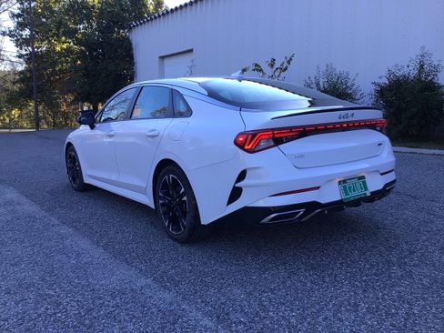 Used 2024 Kia K5 GT-Line w/ GT-Line Premium Package image 5