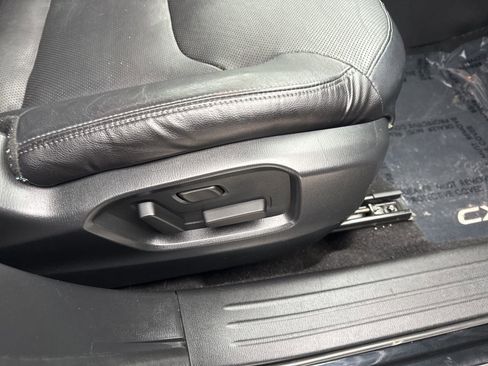 Used 2018 MAZDA CX-9 Touring image 37