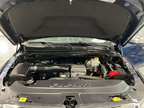 Used 2020 RAM 1500 Laramie AWD/4WD image 19