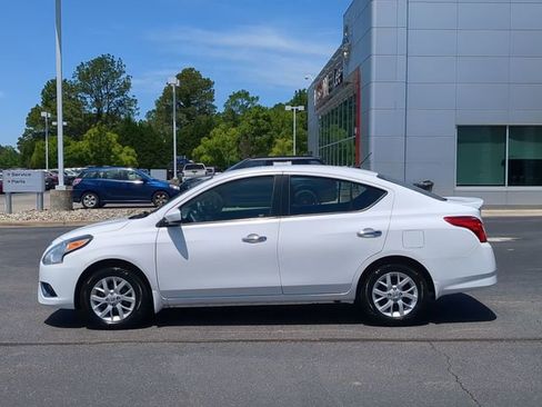 Used 2019 Nissan Versa SV w/ SV Special Edition Package FWD image 6
