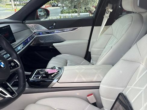 Used 2024 BMW 740i w/ Executive Package RWD image 4