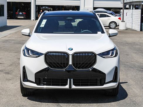 New 2026 BMW X3 xDrive30 w/ Premium Package AWD/4WD image 2