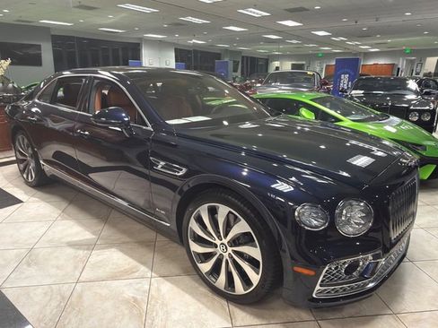 Used 2020 Bentley Flying Spur W12 image 6