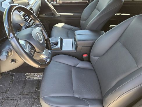 Used 2022 Lexus GX 460 Premium image 18