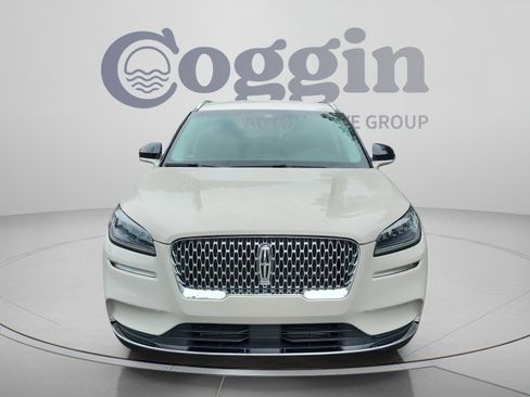 Used 2022 Lincoln Corsair FWD w/ Equipment Group 101A image 8