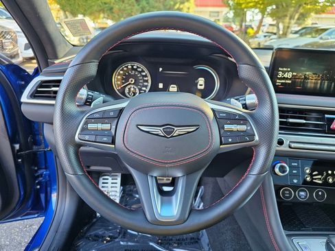 Used 2025 Genesis G70 3.3T Advanced w/ Sport Prestige Package image 11