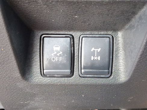 Used 2023 Nissan Frontier PRO-4X w/ Pro Convenience Package AWD/4WD image 25