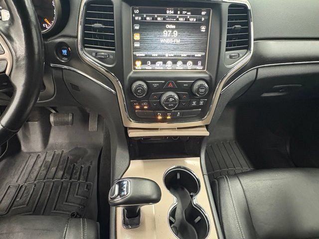 Used 2015 Jeep Grand Cherokee Limited AWD/4WD image 25