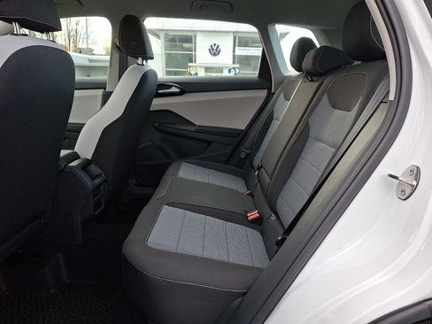 New 2026 Volkswagen Taos S image 6