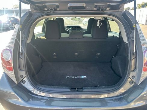 Used 2012 Toyota Prius C One image 4