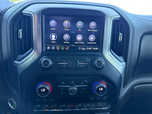 Used 2020 Chevrolet Silverado 1500 LTZ AWD/4WD image 29
