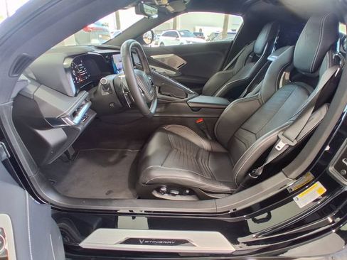 Used 2025 Chevrolet Corvette Stingray Preferred Cpe w/ Z51 Performance Package RWD image 20