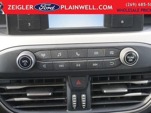 Used 2021 Ford Escape S image 18