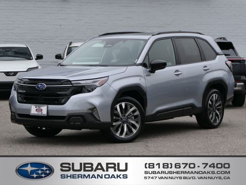 Certified 2025 Subaru Forester Touring AWD/4WD image 1