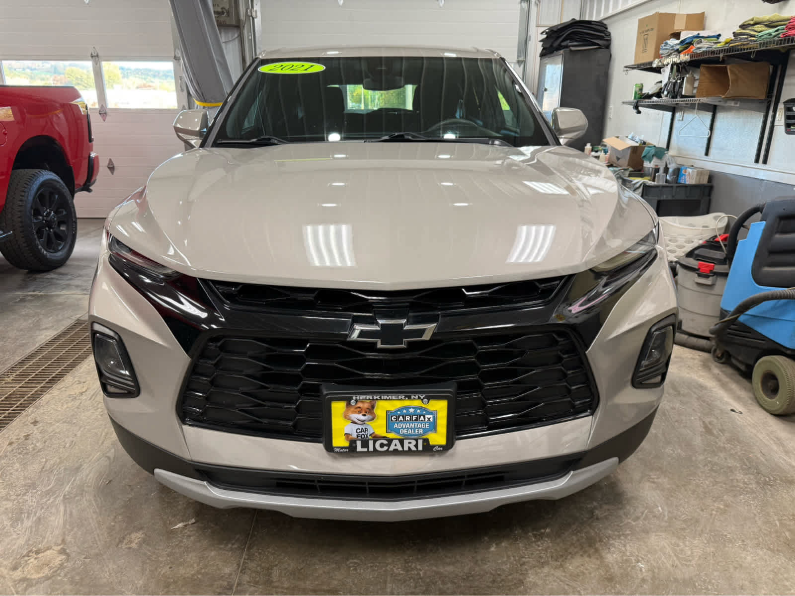Used 2021 Chevrolet Blazer LT w/ LPO, Black Accent Package AWD/4WD image 2