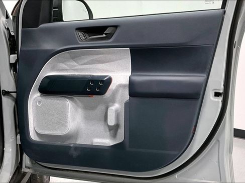 Used 2023 Ford Maverick XLT FWD image 21