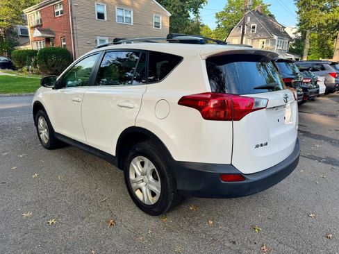 Used 2013 Toyota RAV4 LE AWD/4WD image 6