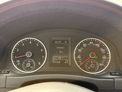 Used 2018 Volkswagen Tiguan Limited image 29