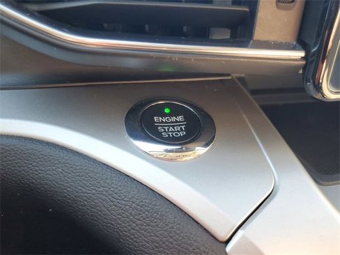 Used 2021 Ford Explorer XLT w/ Equipment Group 202A image 28