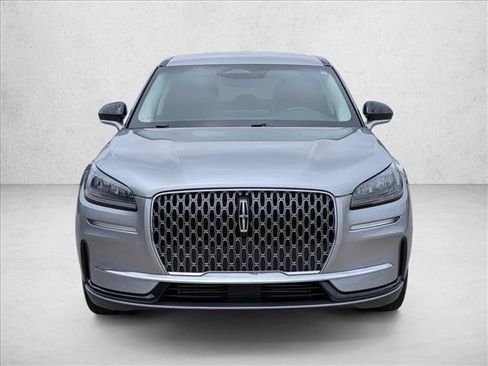 Used 2023 Lincoln Corsair FWD image 2