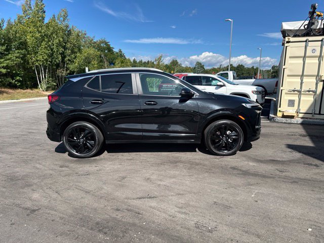 Used 2024 Buick Encore GX Sport Touring AWD/4WD image 6