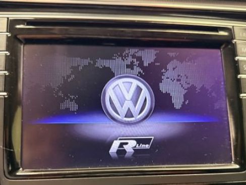 Used 2017 Volkswagen Passat 1.8T R-Line FWD image 20