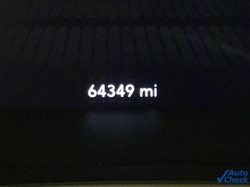 Used 2018 Dodge Challenger GT image 38