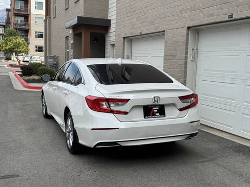 Used 2020 Honda Accord LX image 3
