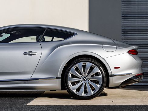 New 2026 Bentley Continental GT image 7