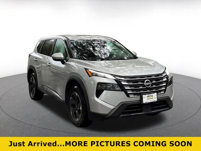 Used 2025 Nissan Rogue SV