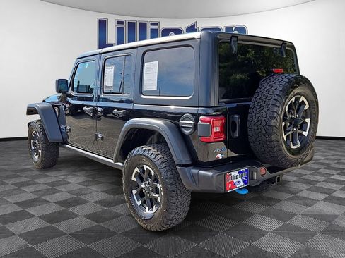 Used 2025 Jeep Wrangler Unlimited Rubicon 4xe w/ Safety Group AWD/4WD image 6