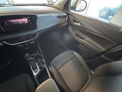 Used 2025 Buick Encore GX Preferred image 39