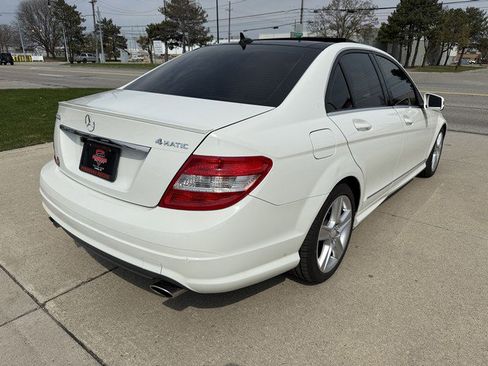 Used 2011 Mercedes-Benz C 300 SPORT 4MATIC image 5