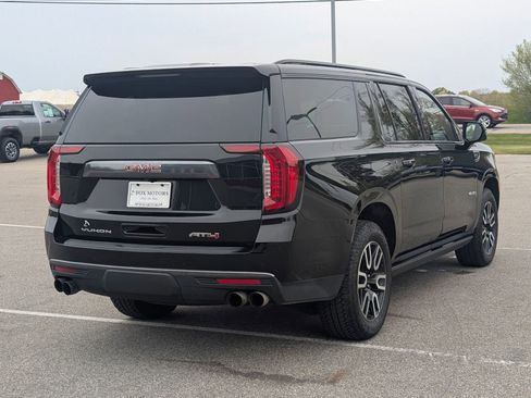 Used 2023 GMC Yukon XL AT4 w/ AT4 Premium Plus Package AWD/4WD image 4