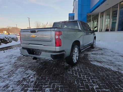 Used 2024 Chevrolet Silverado 1500 High Country w/ High Country Premium Package image 5