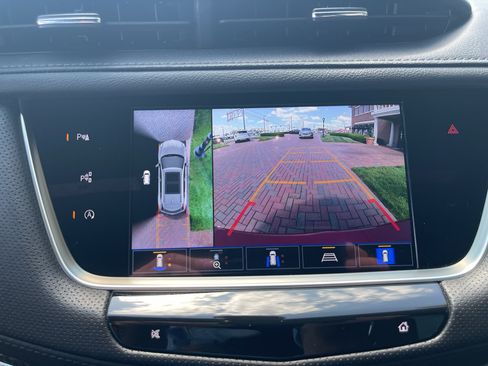 Used 2023 Cadillac XT5 Sportv w/ Technology Package AWD/4WD image 26