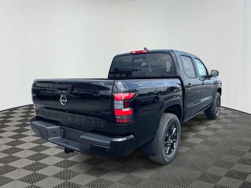 Used 2026 Nissan Frontier SV w/ All-Weather Content Package AWD/4WD image 4