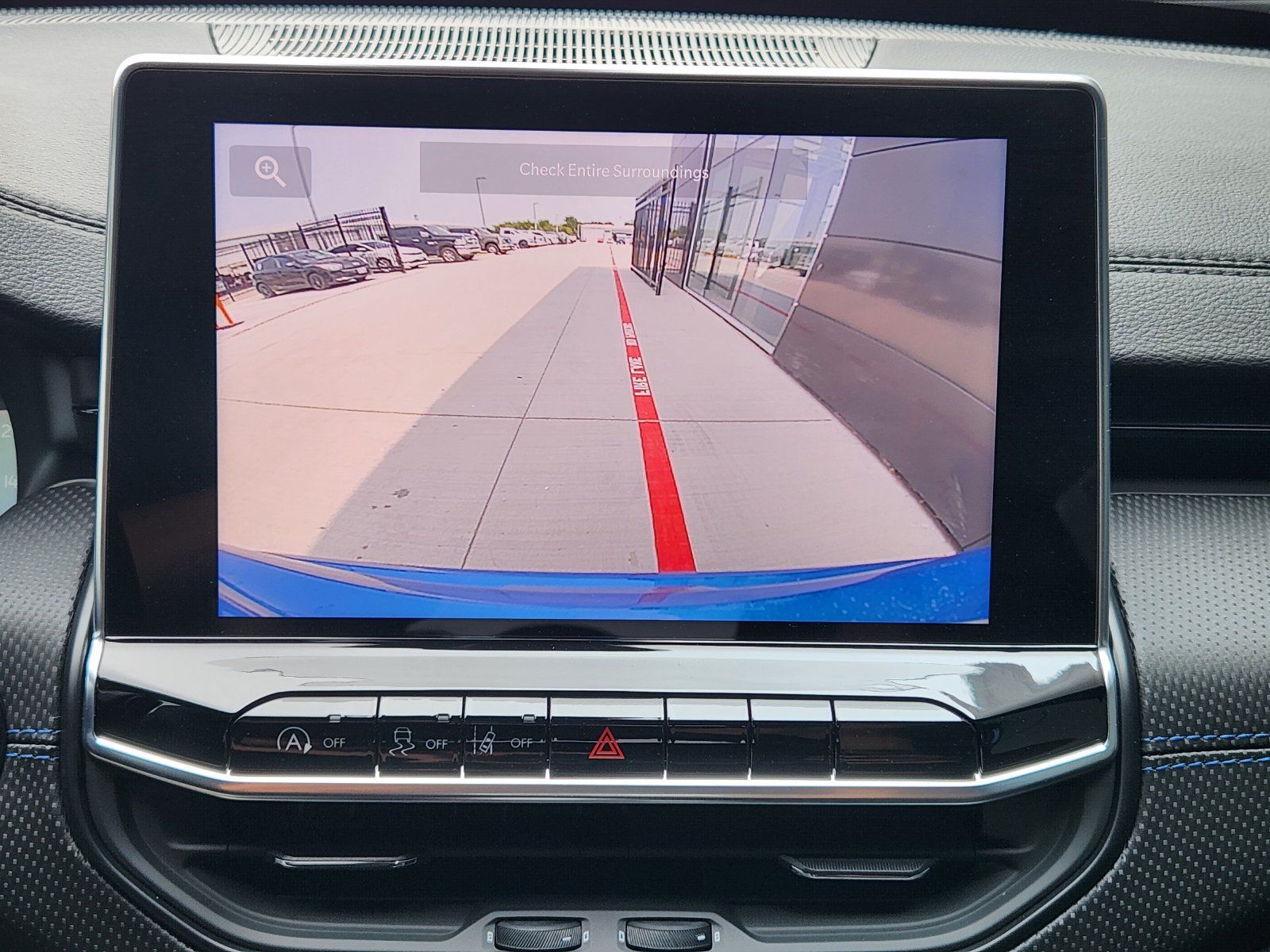 New 2026 Jeep Compass Latitude AWD/4WD image 17