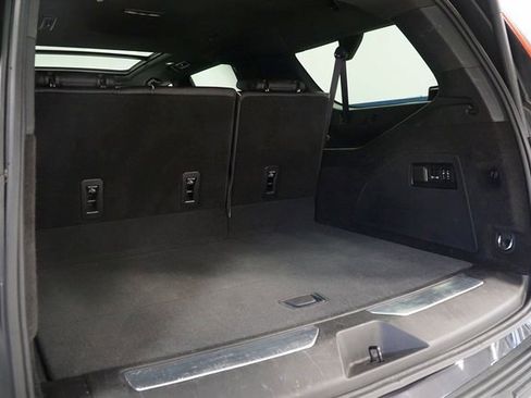 Certified 2022 Cadillac Escalade ESV Premium Luxury image 24