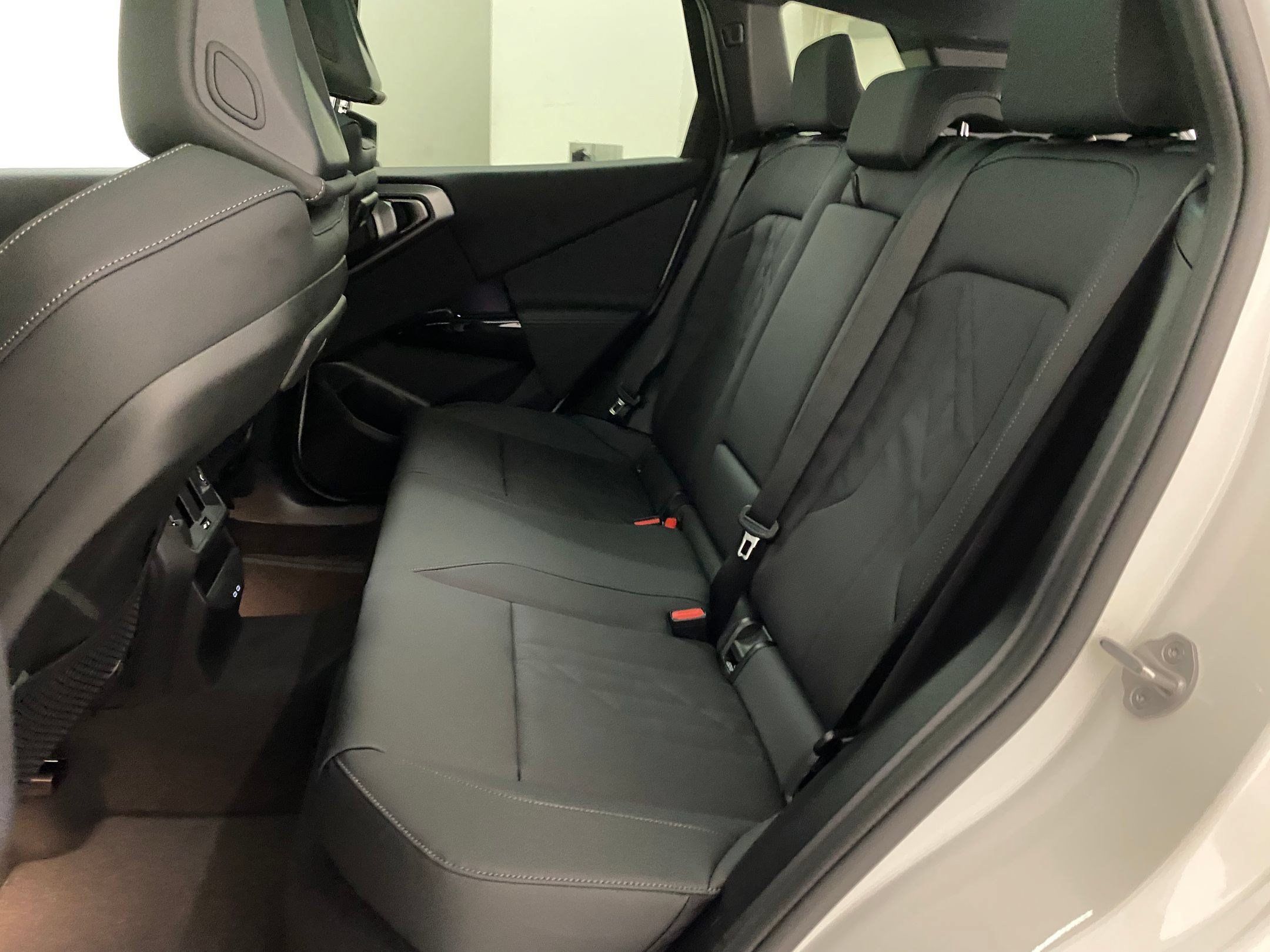 Used 2026 BMW X3 xDrive30i w/ Premium Package AWD/4WD image 23