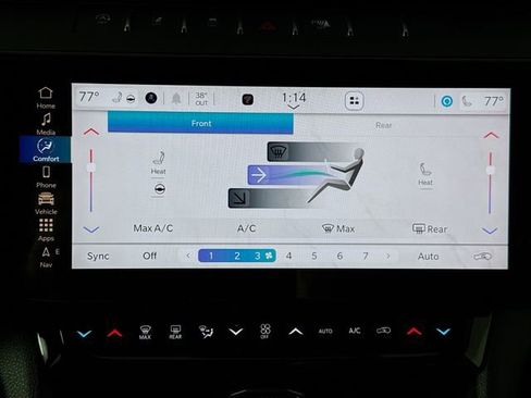 New 2026 Jeep Grand Cherokee L Limited w/ Limited Altitude Package image 16