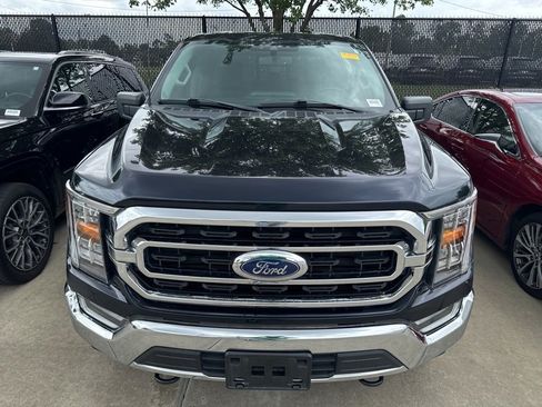 Used 2022 Ford F150 XLT w/ Equipment Group 302A High AWD/4WD image 3