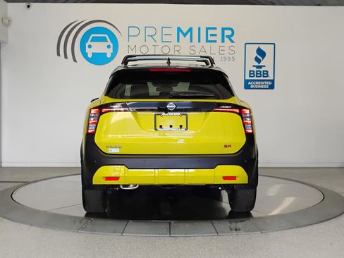 Used 2025 Nissan Kicks SR w/ Illumination Package image 89