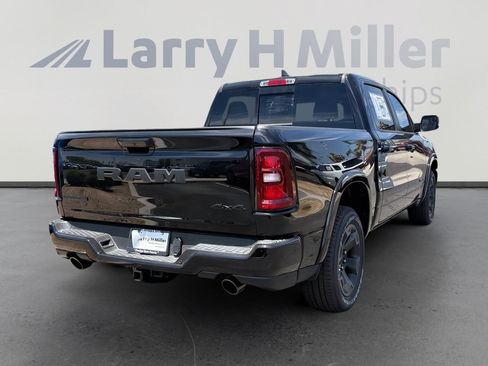 New 2026 RAM 1500 Big Horn AWD/4WD image 6