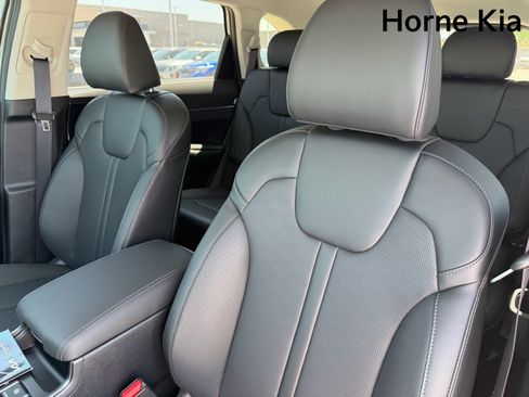 New 2026 Kia Sorento S FWD image 10