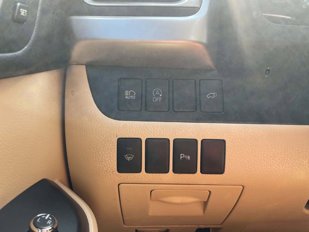 Used 2017 Toyota Highlander Limited FWD image 8