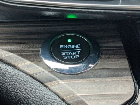 Used 2021 Ford Explorer Limited w/ Equipment Group 301A image 31