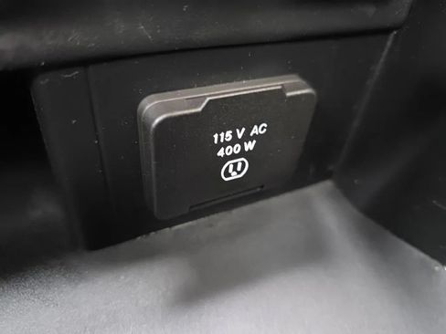 Used 2020 RAM 1500 Limited AWD/4WD image 36
