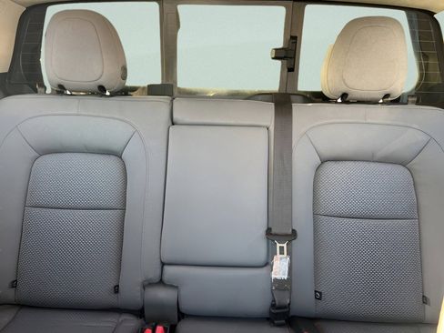 Used 2018 Chevrolet Colorado LT w/ LT Convenience Package image 24