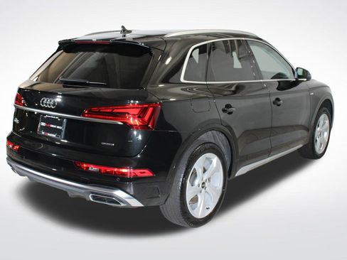 Certified 2025 Audi Q5 2.0T Premium Plus w/ Premium Plus Package image 10